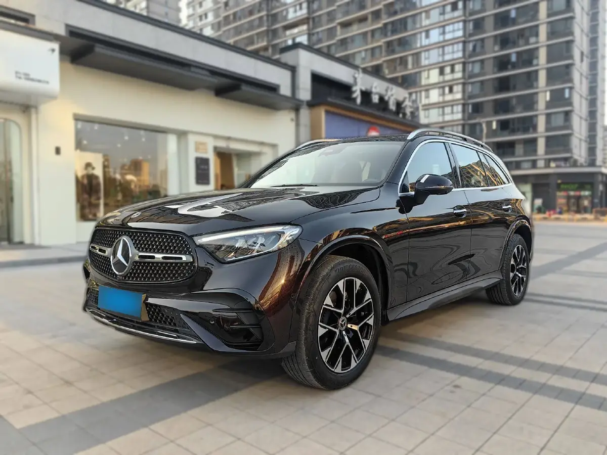 2023 Mercedes-Benz GLC Class 2.0T 204HP L4 9AT
