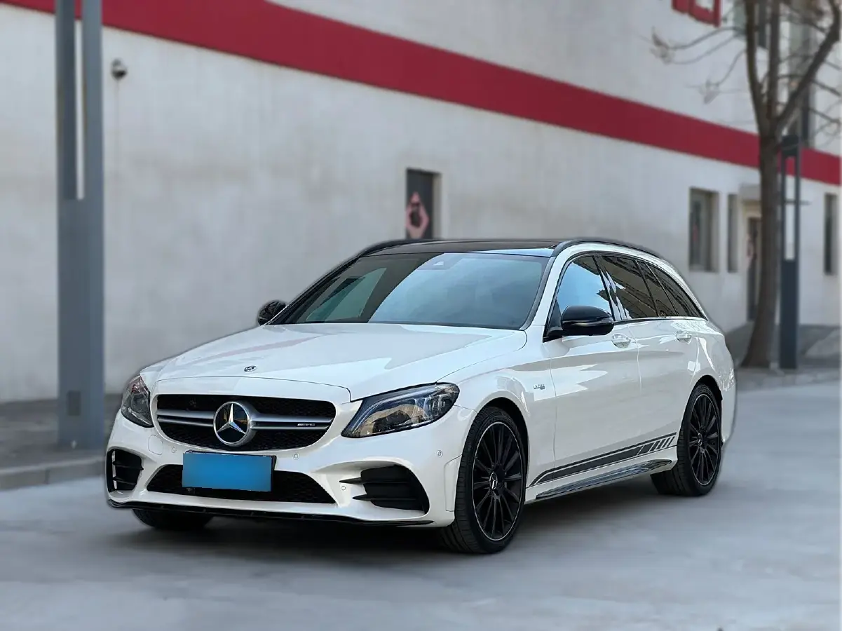 2019 Mercedes-Benz C AMG 3.0T 390HP V6 9AT