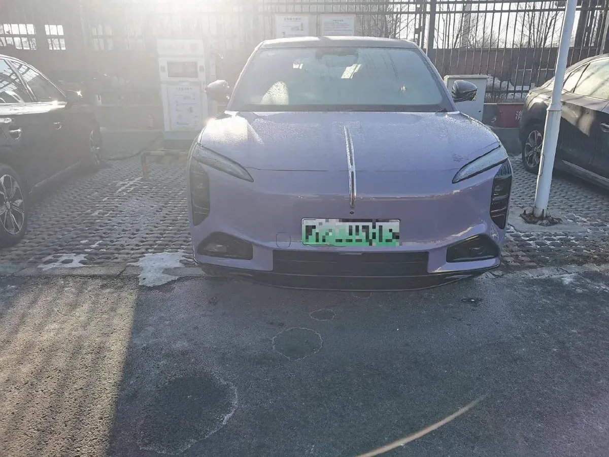 2025 HongQi TianGong 08 BEV 85KWH,autocango,china used car exporter,china ev exporter,chinese used car exporter,chinese used ev exporter