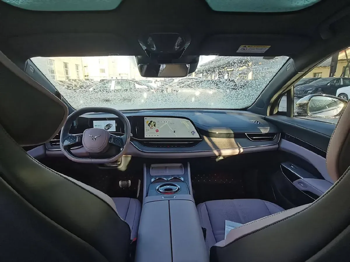 2025 HongQi TianGong 08 BEV 85KWH,autocango,china used car exporter,china ev exporter,chinese used car exporter,chinese used ev exporter