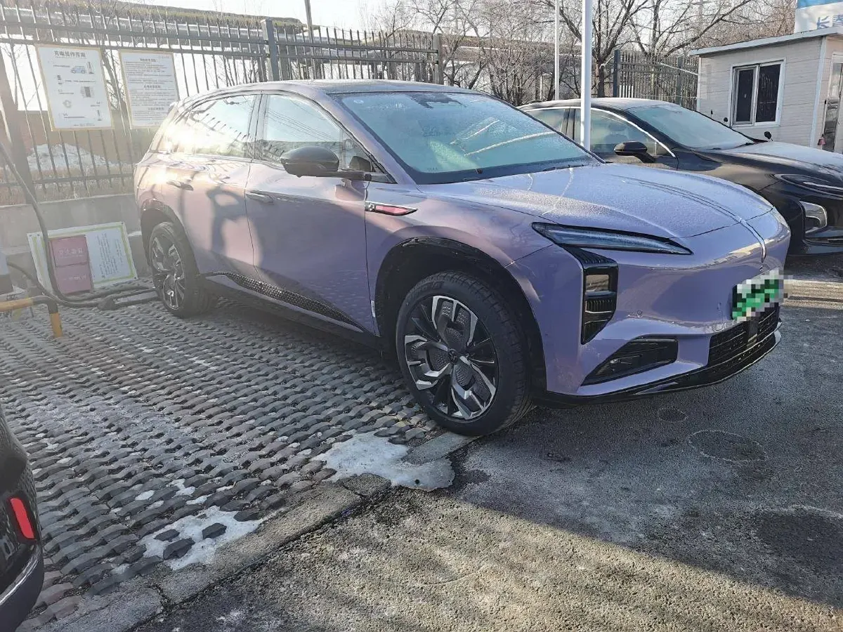 2025 HongQi TianGong 08 BEV 85KWH,autocango,china used car exporter,china ev exporter,chinese used car exporter,chinese used ev exporter