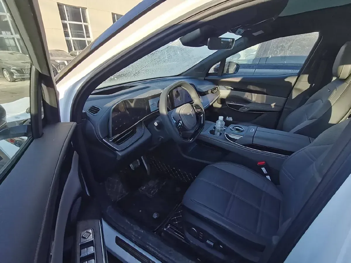 2025 HongQi TianGong 08 BEV 85KWH,autocango,china used car exporter,china ev exporter,chinese used car exporter,chinese used ev exporter