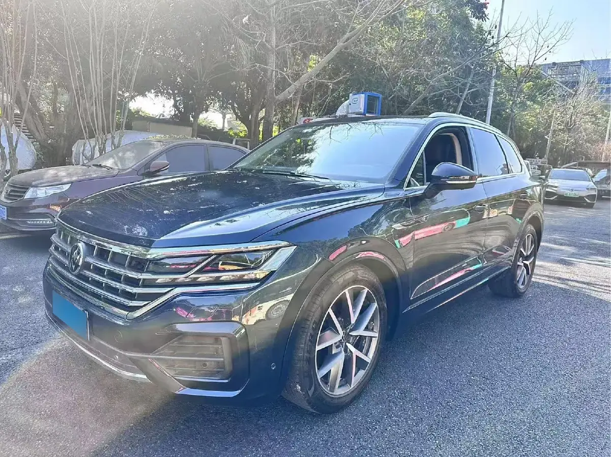 2023 Volkswagen Touareg 3.0T 340HP V6 8AT