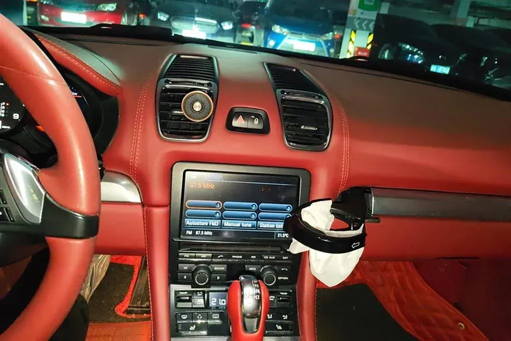 2013 Porsche Boxster 2.7L 265HP H6 7DCT,autocango,china used car exporter,china ev exporter,chinese used car exporter,chinese used ev exporter