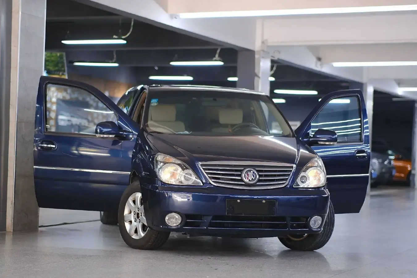 2006 Buick GL8 3.0L 178HP V6 4AT