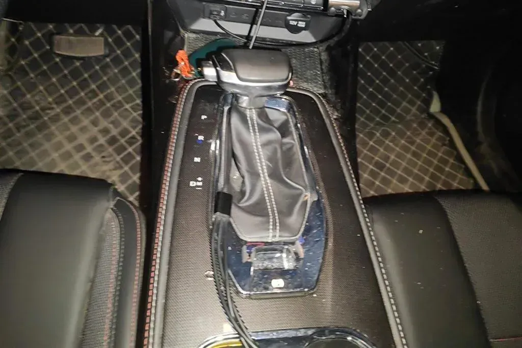 2021 ChangAn Oshan X5 1.5T 180HP L4 7DCT,autocango,china used car exporter,china ev exporter,chinese used car exporter,chinese used ev exporter