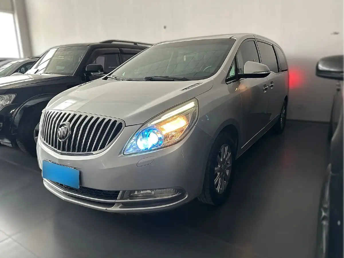 2013 Buick GL8 3.0L 258HP V6 6AT