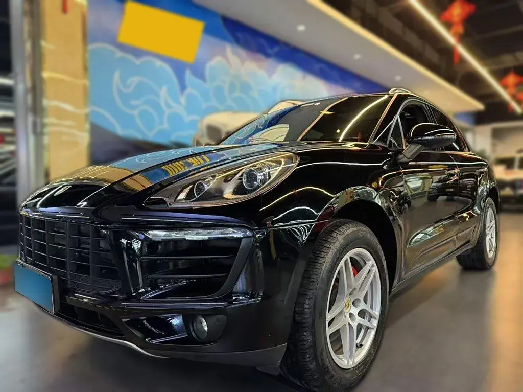 2017 Porsche Macan 2.0T 252HP L4 7DCT