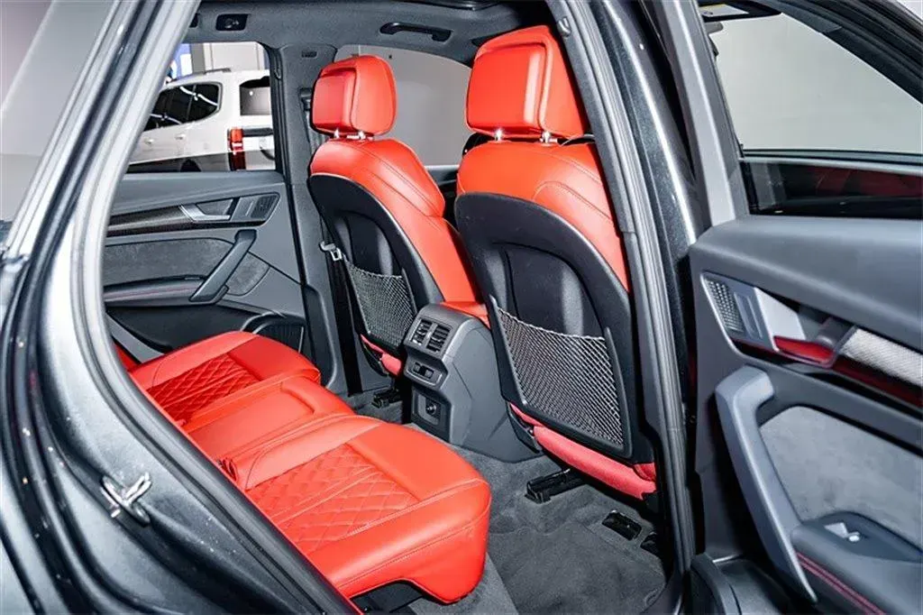 2021 Audi SQ5 3.0T 354HP V6 8AT,autocango,china used car exporter,china ev exporter,chinese used car exporter,chinese used ev exporter