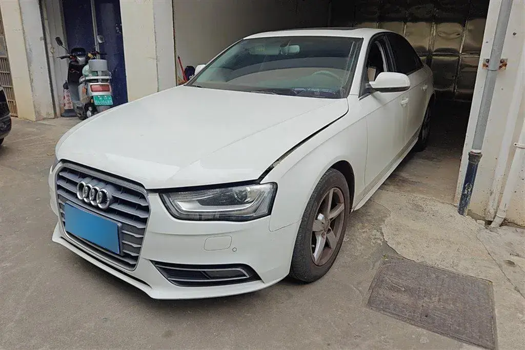 2015 Audi A4L 2.0T 180HP L4 CVT