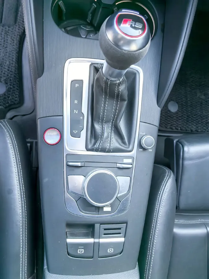 2017 Audi RS 3 2.5T 400HP L5 7DCT,autocango,china used car exporter,china ev exporter,chinese used car exporter,chinese used ev exporter