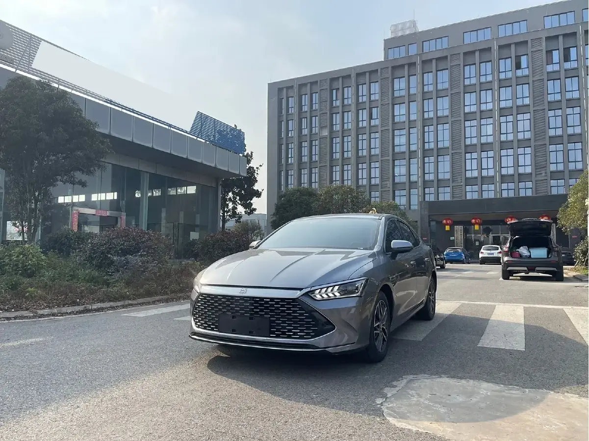 2021 BYD Qin Plus 1.5L 110HP L4 E-CVT PHEV 8.32KWH