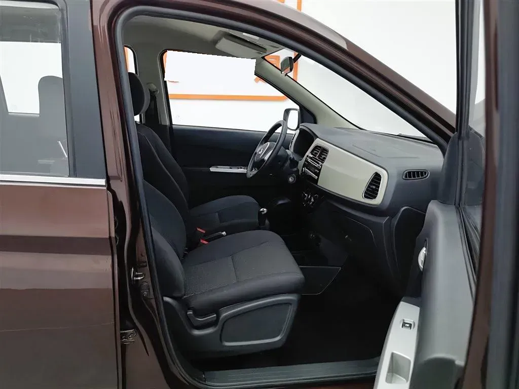 2013 ChangAn Oshan Eulove 1.2L 90HP L4 5MT,autocango,china used car exporter,china ev exporter,chinese used car exporter,chinese used ev exporter