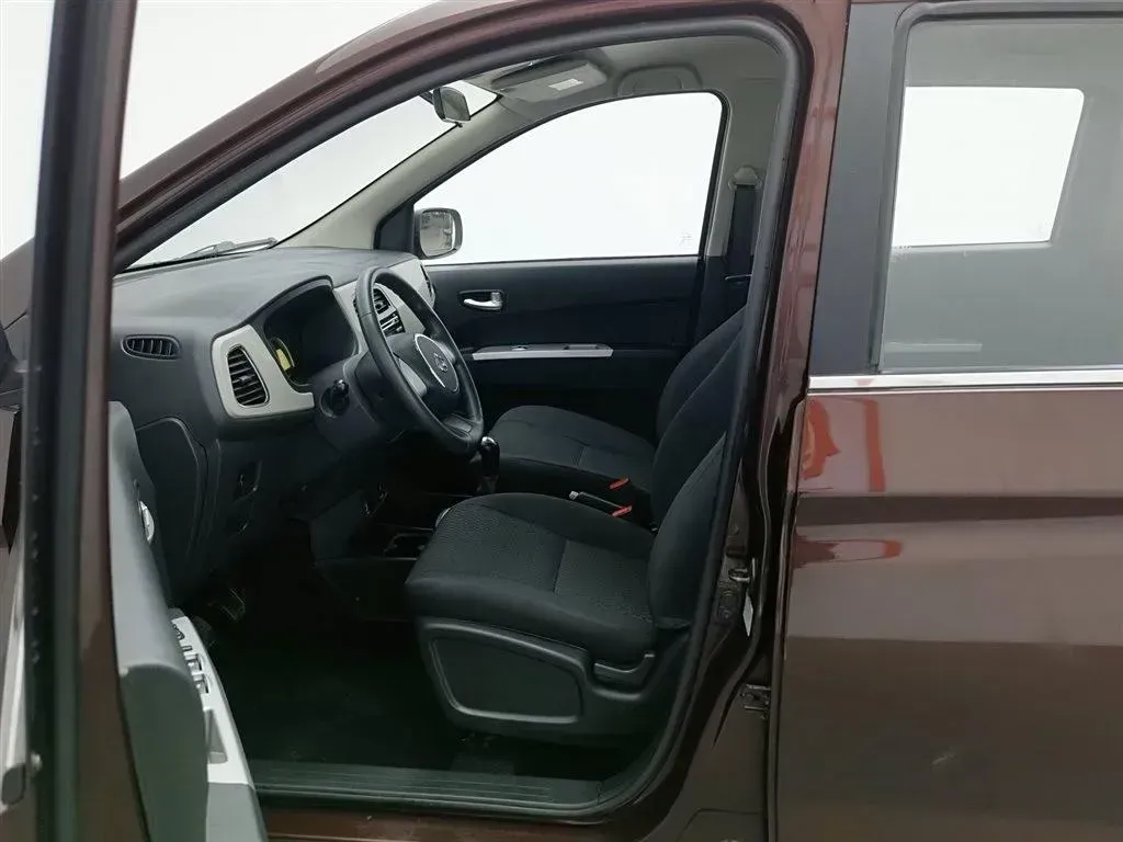 2013 ChangAn Oshan Eulove 1.2L 90HP L4 5MT,autocango,china used car exporter,china ev exporter,chinese used car exporter,chinese used ev exporter