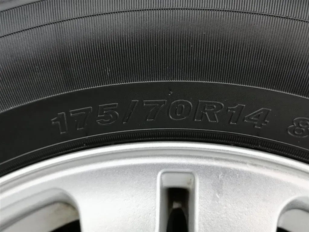 2013 ChangAn Oshan Eulove 1.2L 90HP L4 5MT,autocango,china used car exporter,china ev exporter,chinese used car exporter,chinese used ev exporter