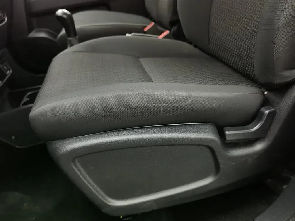 2013 ChangAn Oshan Eulove 1.2L 90HP L4 5MT,autocango,china used car exporter,china ev exporter,chinese used car exporter,chinese used ev exporter