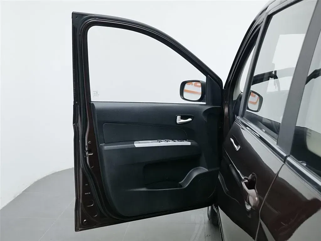 2013 ChangAn Oshan Eulove 1.2L 90HP L4 5MT,autocango,china used car exporter,china ev exporter,chinese used car exporter,chinese used ev exporter