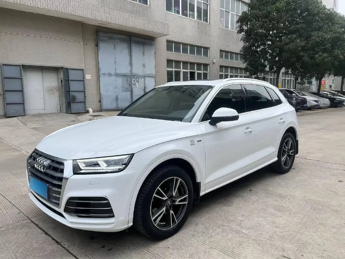 2018 Audi Q5L 2.0T 190HP L4 7DCT