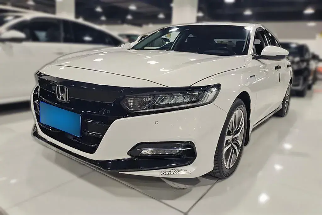 2018 Honda Accord 2.0L 146HP L4 E-CVT Hybrid