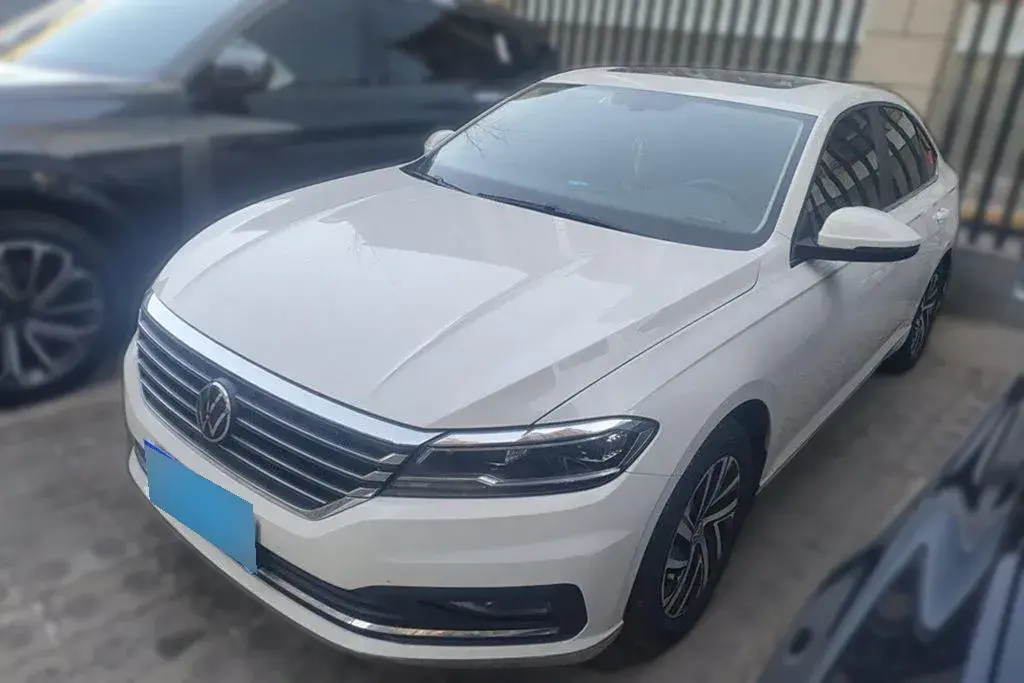 2022 Volkswagen Lavida 1.5L 113HP L4 6AT