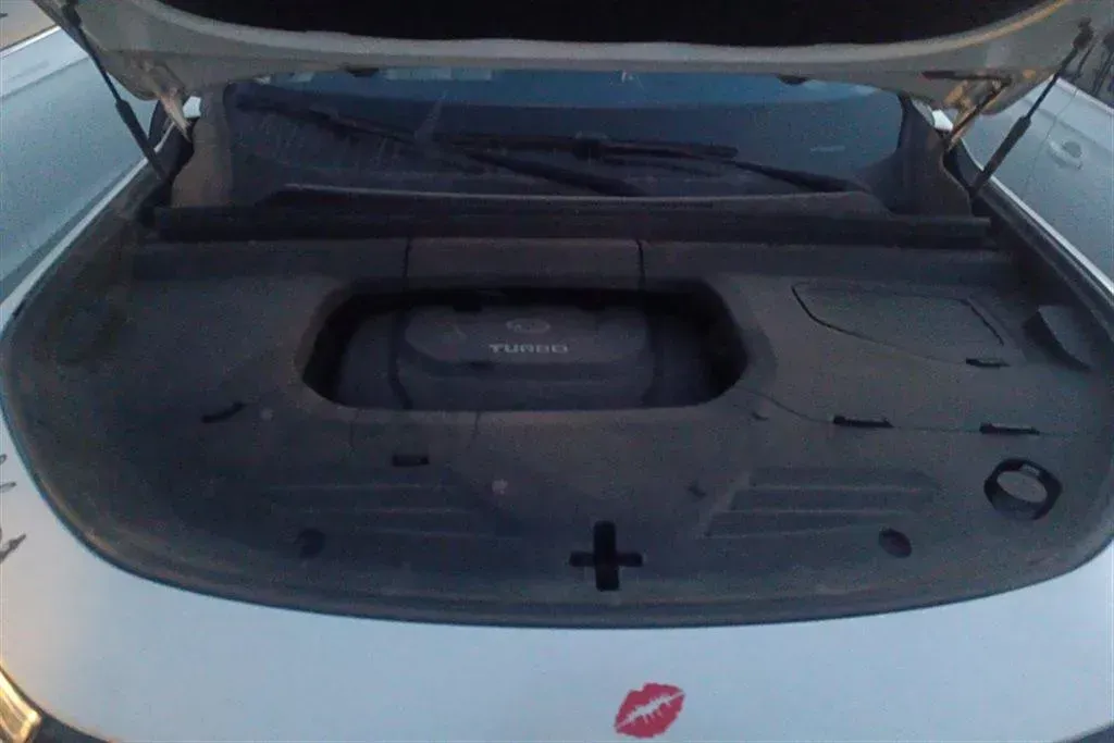 2019 BaoJun RS-5 1.5T 147HP L4 CVT,autocango,china used car exporter,china ev exporter,chinese used car exporter,chinese used ev exporter