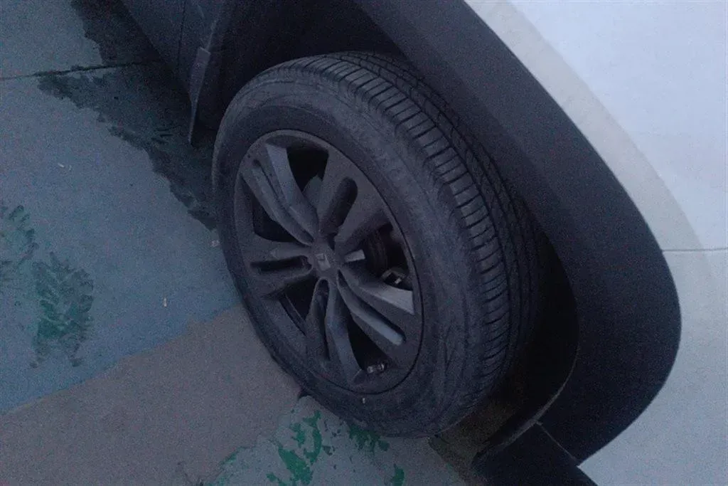 2019 BaoJun RS-5 1.5T 147HP L4 CVT,autocango,china used car exporter,china ev exporter,chinese used car exporter,chinese used ev exporter