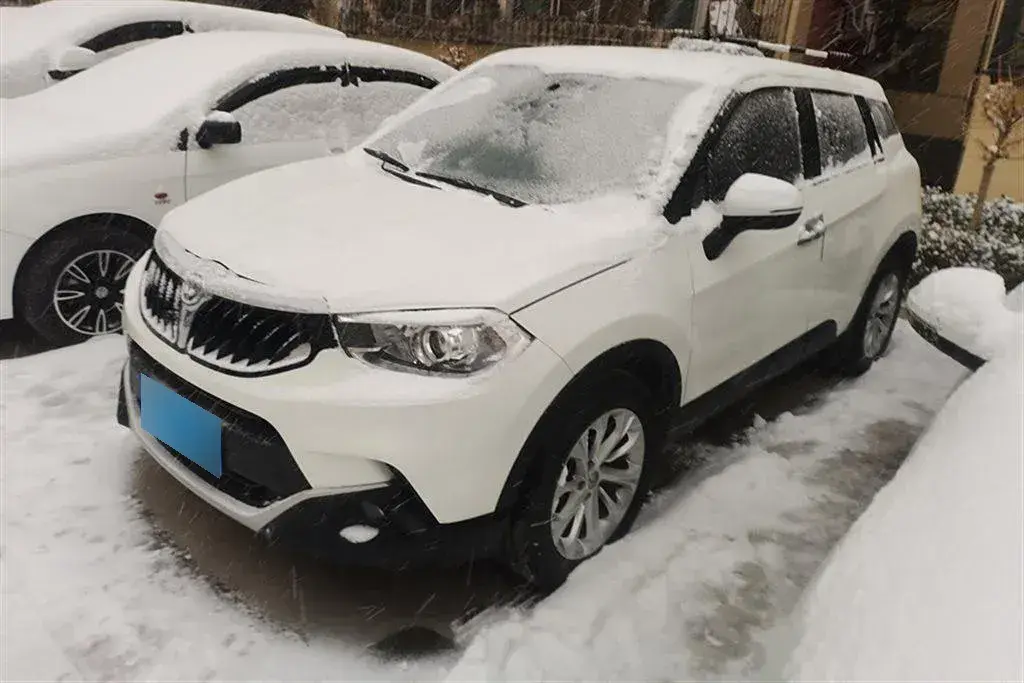 2016 Brilliance Auto V3 1.5L 112HP L4 5MT