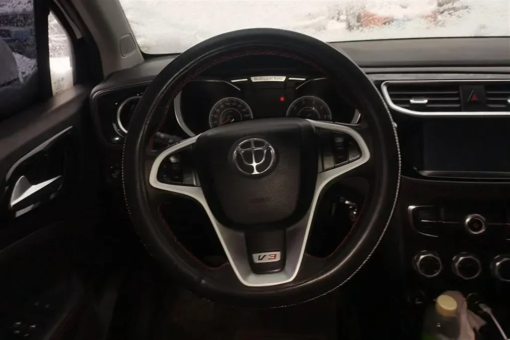 2016 Brilliance Auto V3 1.5L 112HP L4 5MT,autocango,china used car exporter,china ev exporter,chinese used car exporter,chinese used ev exporter