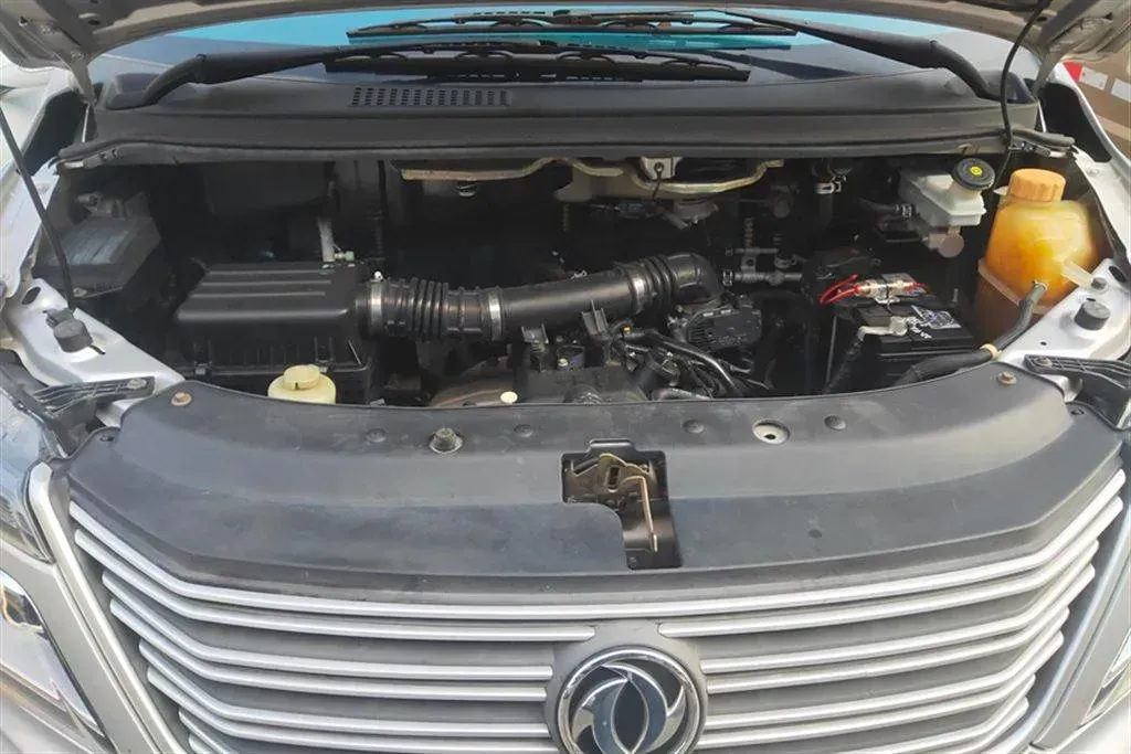 2020 DongFeng Forthing LingZhi 1.6L 122HP L4 5MT,autocango,china used car exporter,china ev exporter,chinese used car exporter,chinese used ev exporter