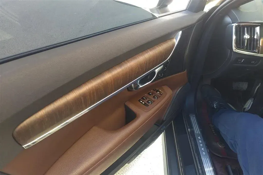 2021 Volvo V90 2.0T 250HP L4 8AT,autocango,china used car exporter,china ev exporter,chinese used car exporter,chinese used ev exporter