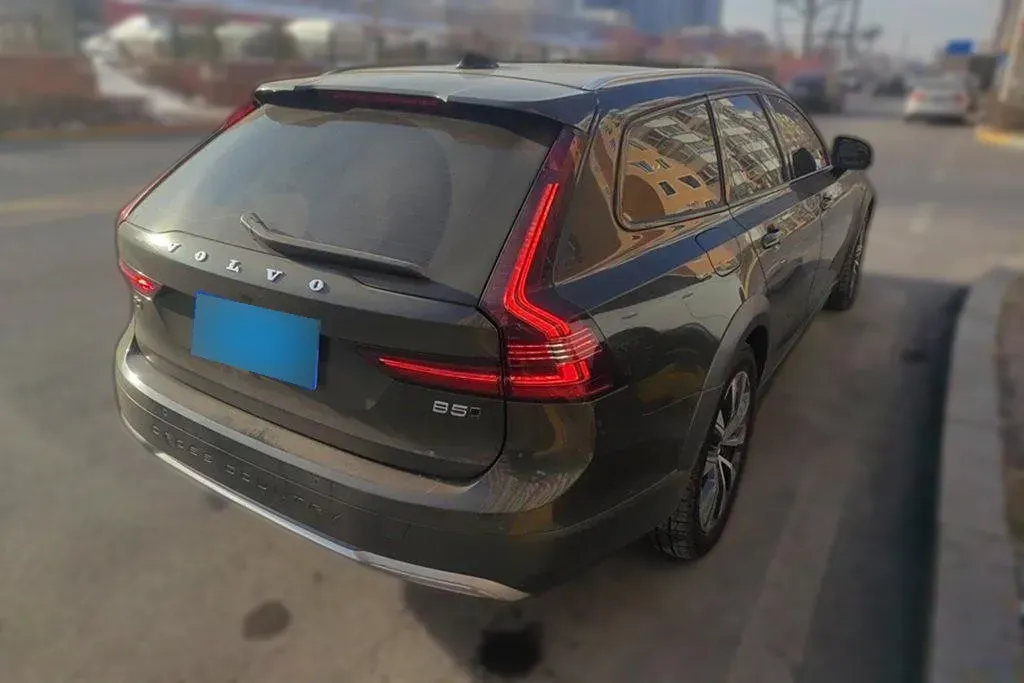 2021 Volvo V90 2.0T 250HP L4 8AT,autocango,china used car exporter,china ev exporter,chinese used car exporter,chinese used ev exporter