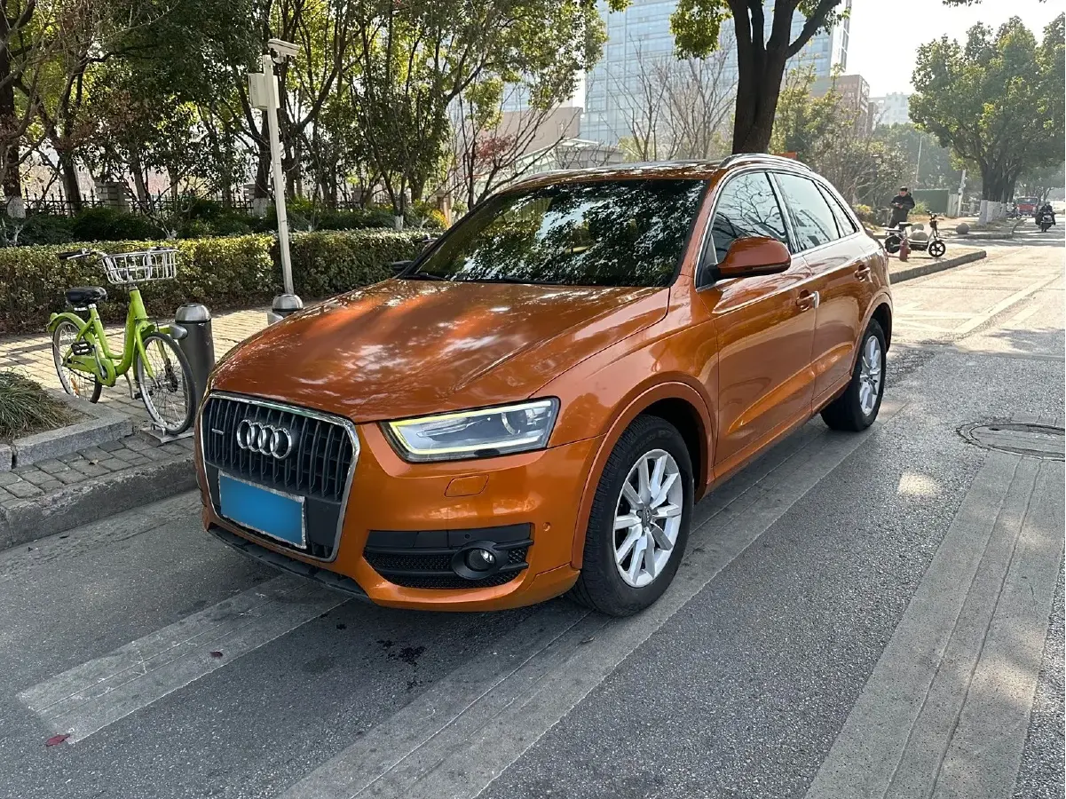 2012 Audi Q3 2.0T 170HP L4 7DCT