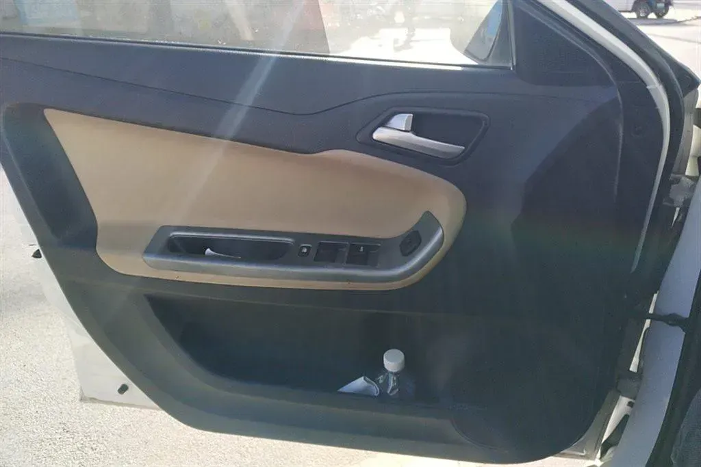 2015 HaiMa Family 1.6L 125HP L4 6MT,autocango,china used car exporter,china ev exporter,chinese used car exporter,chinese used ev exporter