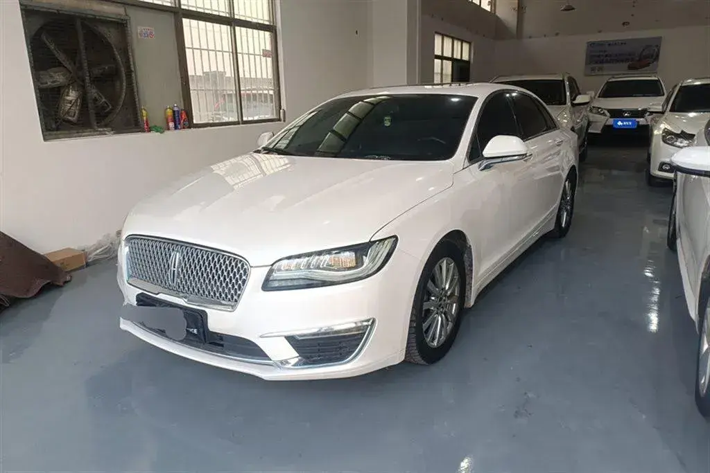 2018 Lincoln MKZ 2.0T 203HP L4 6AT
