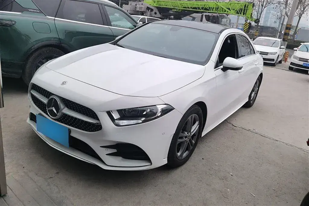 2021 Mercedes-Benz A Class 1.3T 136HP L4 7DCT