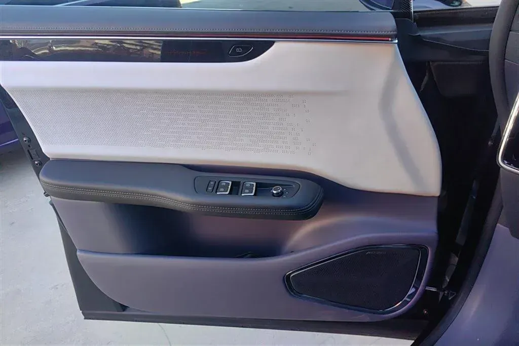 2021 HiPhi X BEV 97KWH,autocango,china used car exporter,china ev exporter,chinese used car exporter,chinese used ev exporter