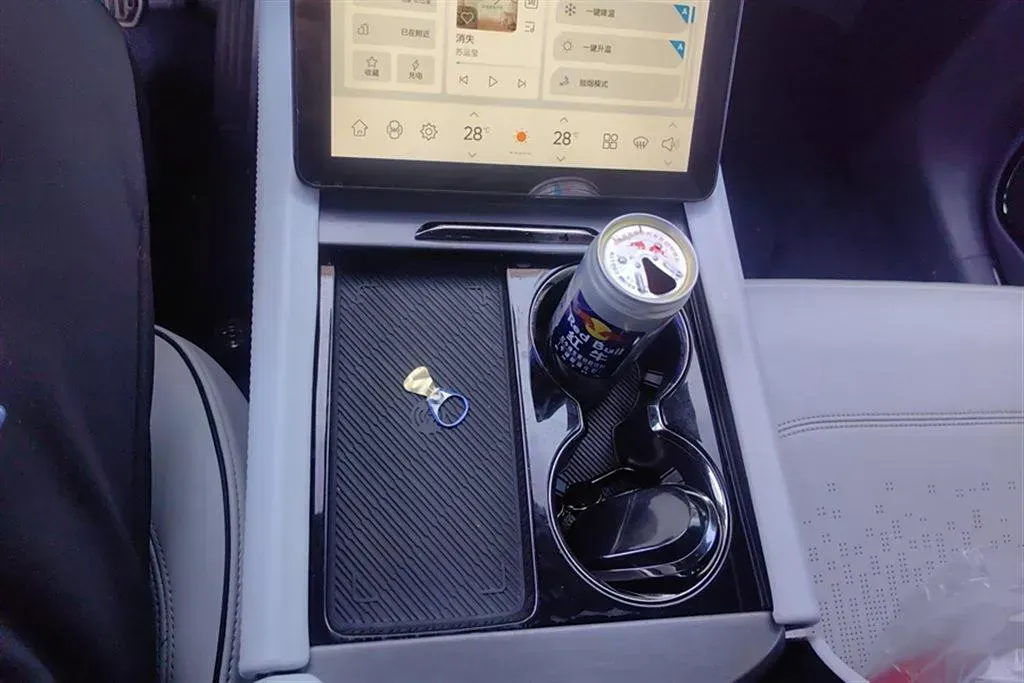 2021 HiPhi X BEV 97KWH,autocango,china used car exporter,china ev exporter,chinese used car exporter,chinese used ev exporter