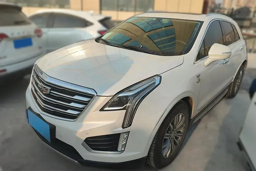 2018 Cadillac XT5 2.0T 269HP L4 8AT