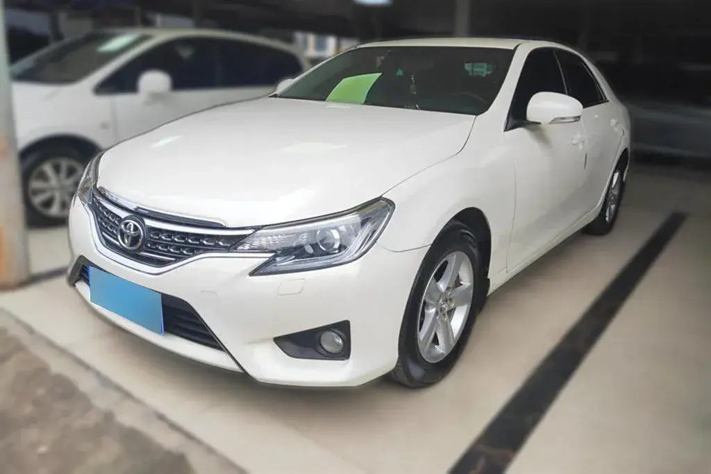 2013 Toyota Reiz 2.5L 193HP V6 6AT