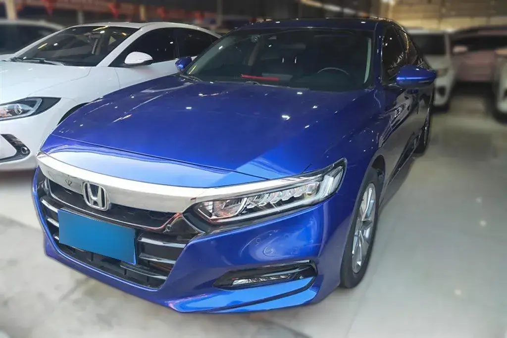 2018 Honda Accord 1.5T 194HP L4 CVT