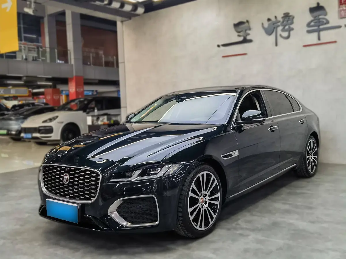 2021 Jaguar XFL 2.0T 250HP L4 8AT