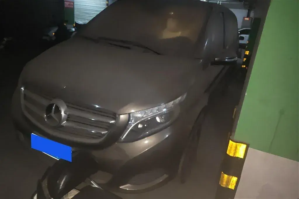 2017 Mercedes-Benz V Class 2.0T 211HP L4 7AT