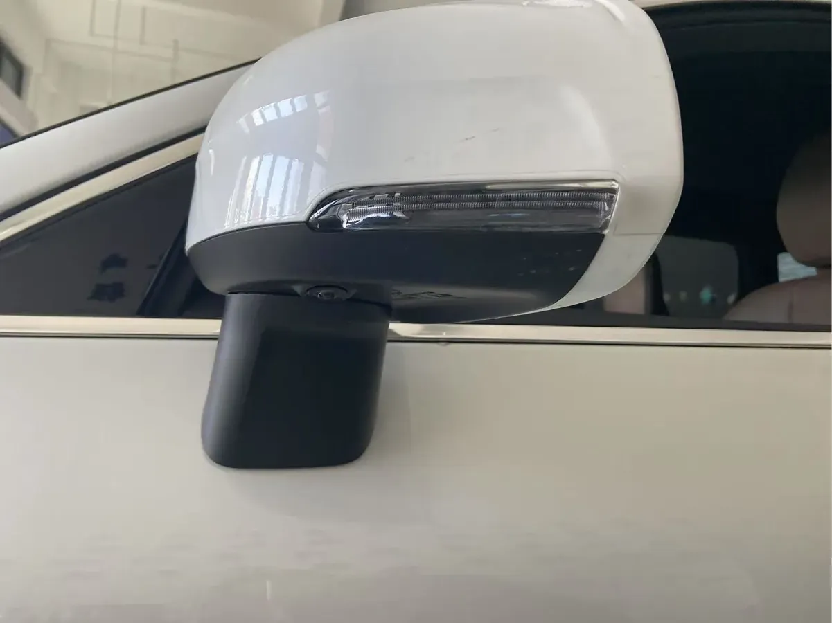 2022 Volvo XC60 PHEV 2.0T 310HP L4 8AT PHEV 18.8KWH,autocango,china used car exporter,china ev exporter,chinese used car exporter,chinese used ev exporter