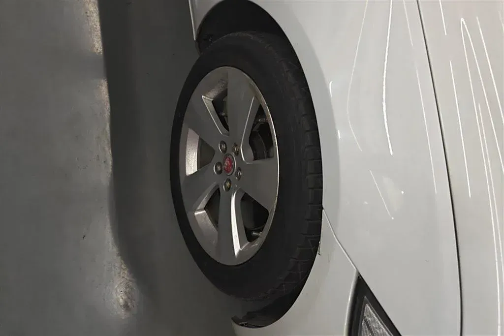 2016 Jaguar XF 3.0T 340HP V6 8AT,autocango,china used car exporter,china ev exporter,chinese used car exporter,chinese used ev exporter