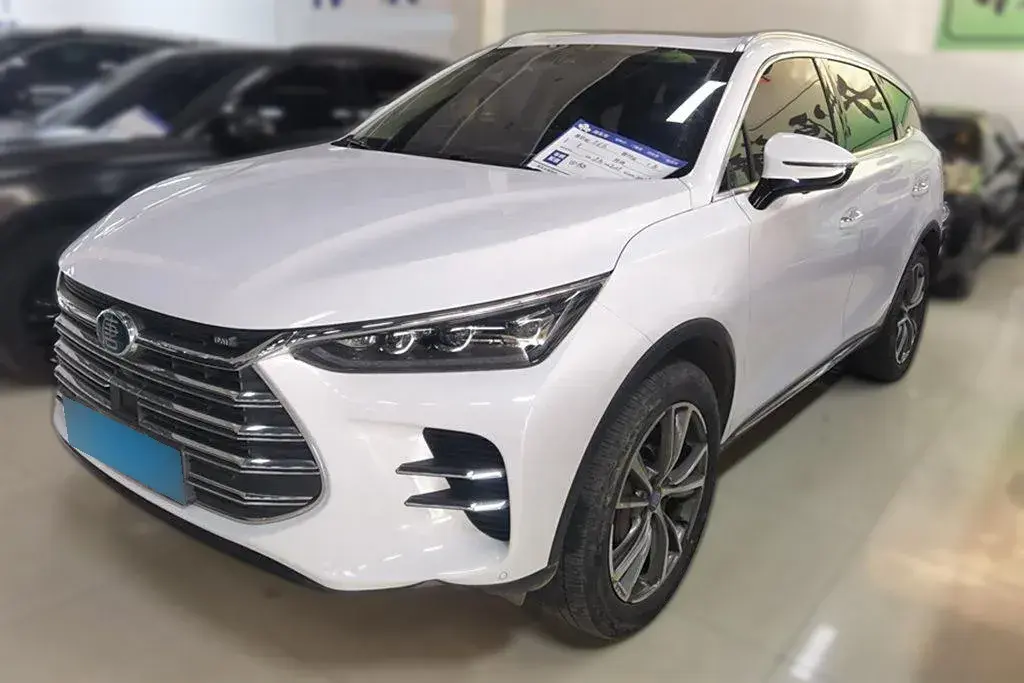 2018 BYD Tang 2.0T 205HP L4 6DCT PHEV 19.96KWH