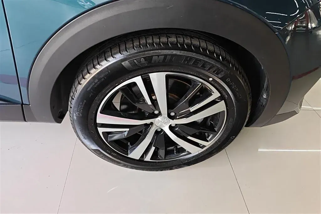 2022 Peugeot 4008 1.8T 211HP L4 8AT,autocango,china used car exporter,china ev exporter,chinese used car exporter,chinese used ev exporter