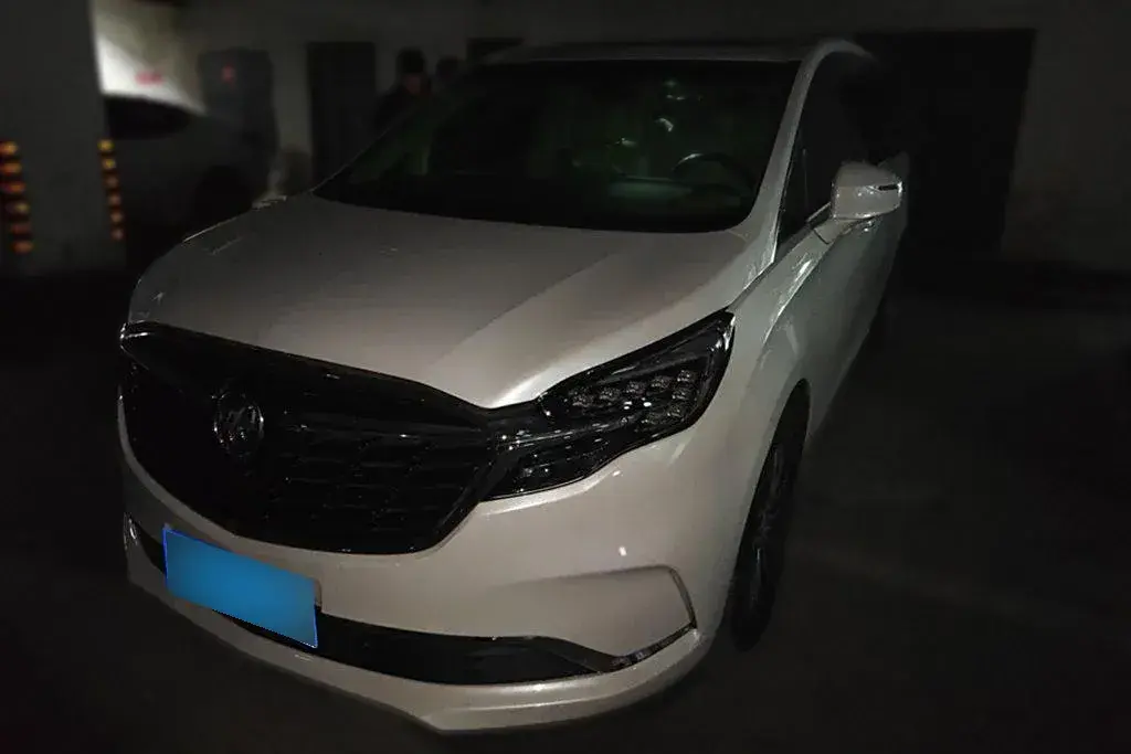 2022 Buick GL8 2.0T 237HP L4 9AT