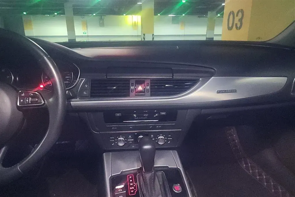 2018 Audi A6 3.0T 333HP V6 7DCT,autocango,china used car exporter,china ev exporter,chinese used car exporter,chinese used ev exporter