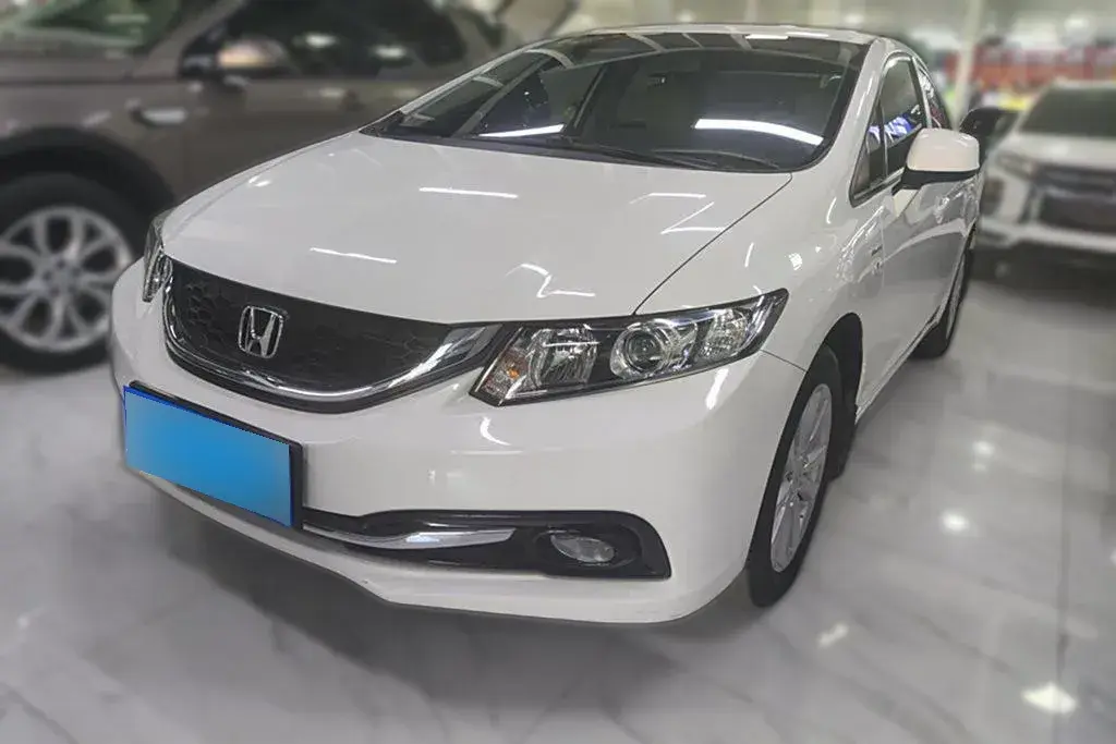 2014 Honda Civic 1.8L 141HP L4 5AT