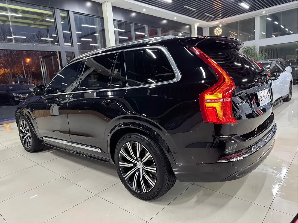 2024 Volvo XC90 2.0T 299HP L4 8AT,autocango,china used car exporter,china ev exporter,chinese used car exporter,chinese used ev exporter